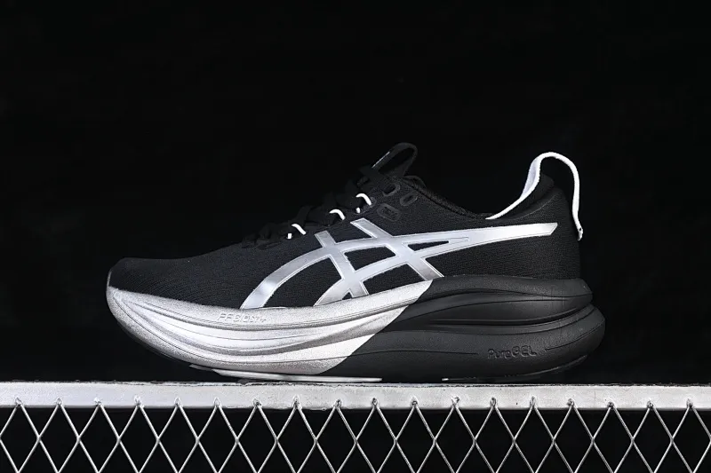 All categories Asics ASICS series Asics Gel-Nimbus 28 1011C145-001